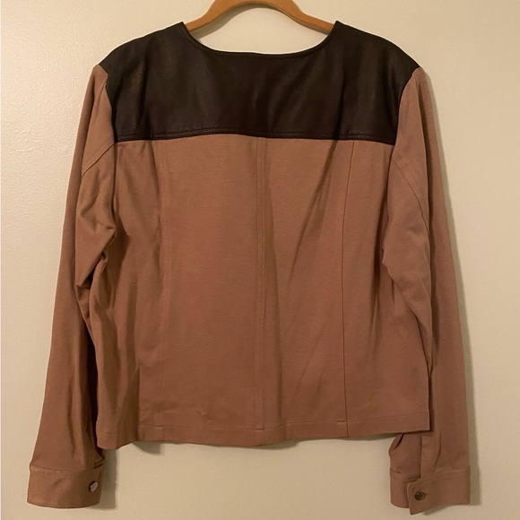 Countess Luann zipper front jacket, size XL - Picture 3 of 6
